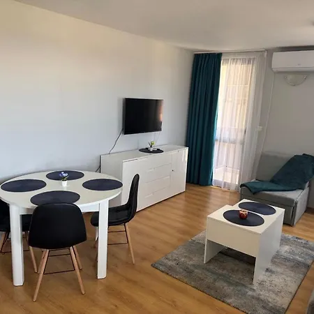 2-6 Royal Park Daire *